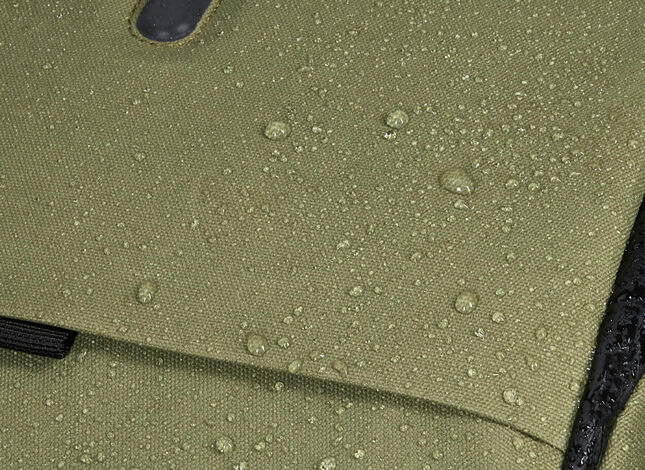Wasserabweisend
