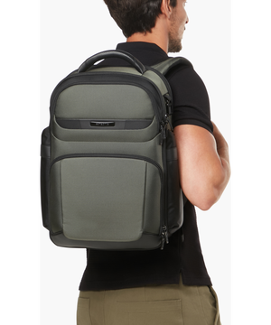 Pro-DLX 6 Rucksack 15.6" 45 x 35 x 20 cm | 1.3 kg