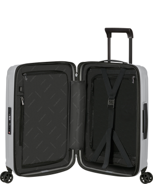 Nuon Trolley mit 4 Rollen erweiterbar 55cm 55 x 40 x 20/23 cm | 2.5 kg Nuon Trolley mit 4 Rollen erweiterbar 55cm 55 x 40 x 20/23 cm | 2.5 kg