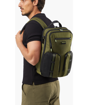 Urban-Eye Rucksack 15.6" 43 x 30 x 18 cm | 1.1 kg