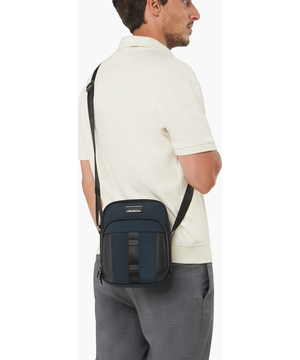 Urban-Eye Umhängetasche M 24 x 19 x 9 cm | 0.4 kg