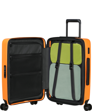 Restackd Trolley mit 4 Rollen erweiterbar 55cm 55 x 40 x 23/26 cm | 3.1 kg Restackd Trolley mit 4 Rollen erweiterbar 55cm 55 x 40 x 23/26 cm | 3.1 kg