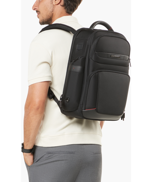 Pro-DLX 6 Rucksack 15.6" 45 x 35 x 20 cm | 1.3 kg Pro-DLX 6 Rucksack 15.6" 45 x 35 x 20 cm | 1.3 kg