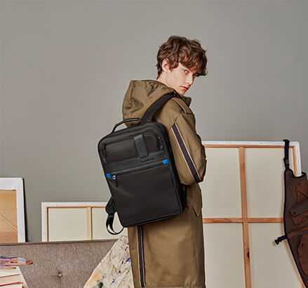 Samsonite RED